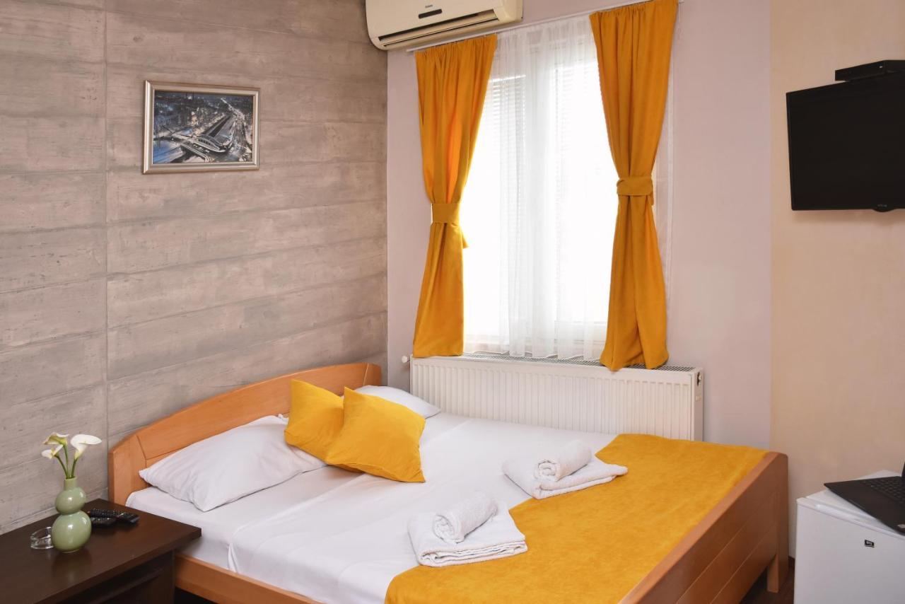 Guest House Villa Mir Kragujevac Luaran gambar